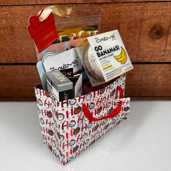 The Creme Shop 14 Pcs Gift Christmas Variety Makeup, Face Mask, Nail File,Eye - Picture 2 of 8